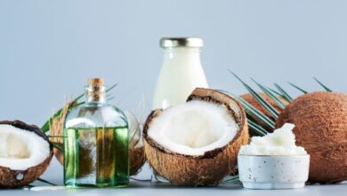 How to make Fractionated Coconut Oil - Usage and Benefits